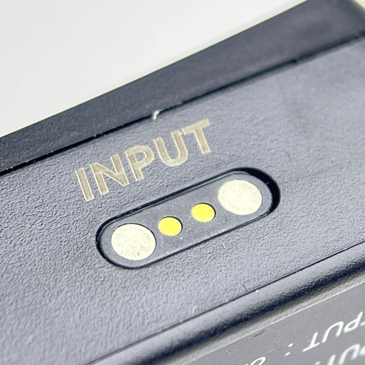 스태커블 SRAM 배터리 충전기 | 모든 eTap 배터리를 한 번에 충전하세요