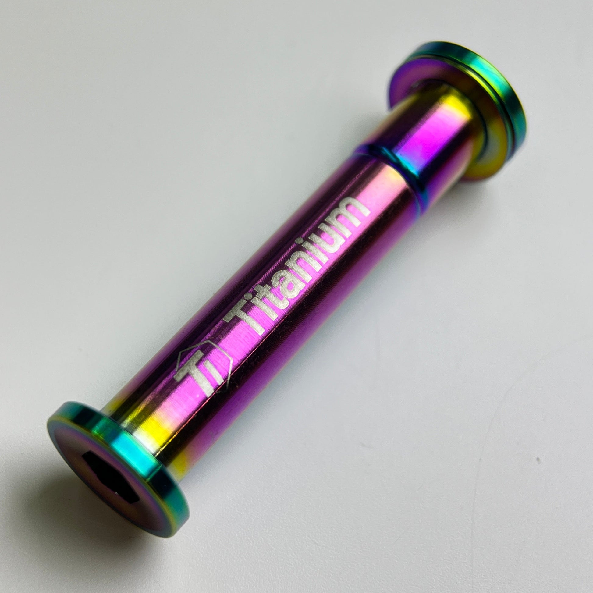 Tavelo Arow SL titanium upgrade components