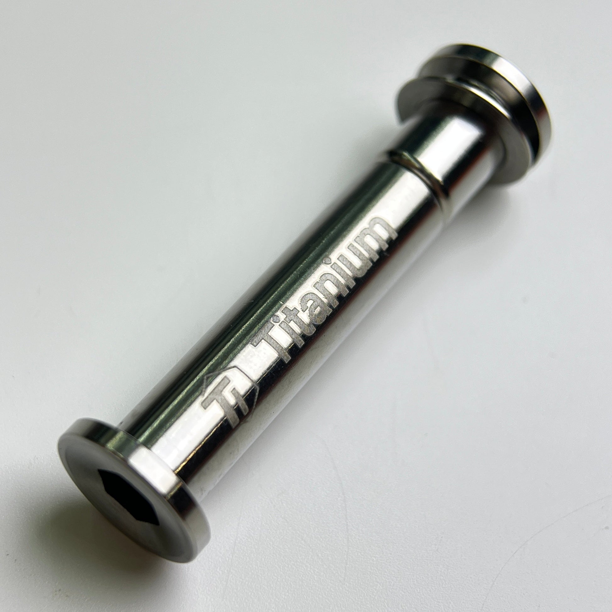 Tavelo Arow SL titanium upgrade components