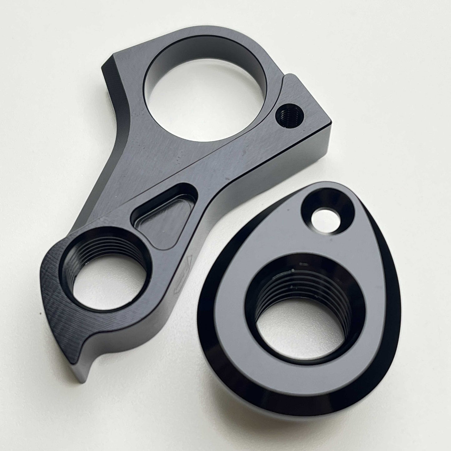 Móc treo Derailleur sau gắn trực tiếp Pinarello | Shimano