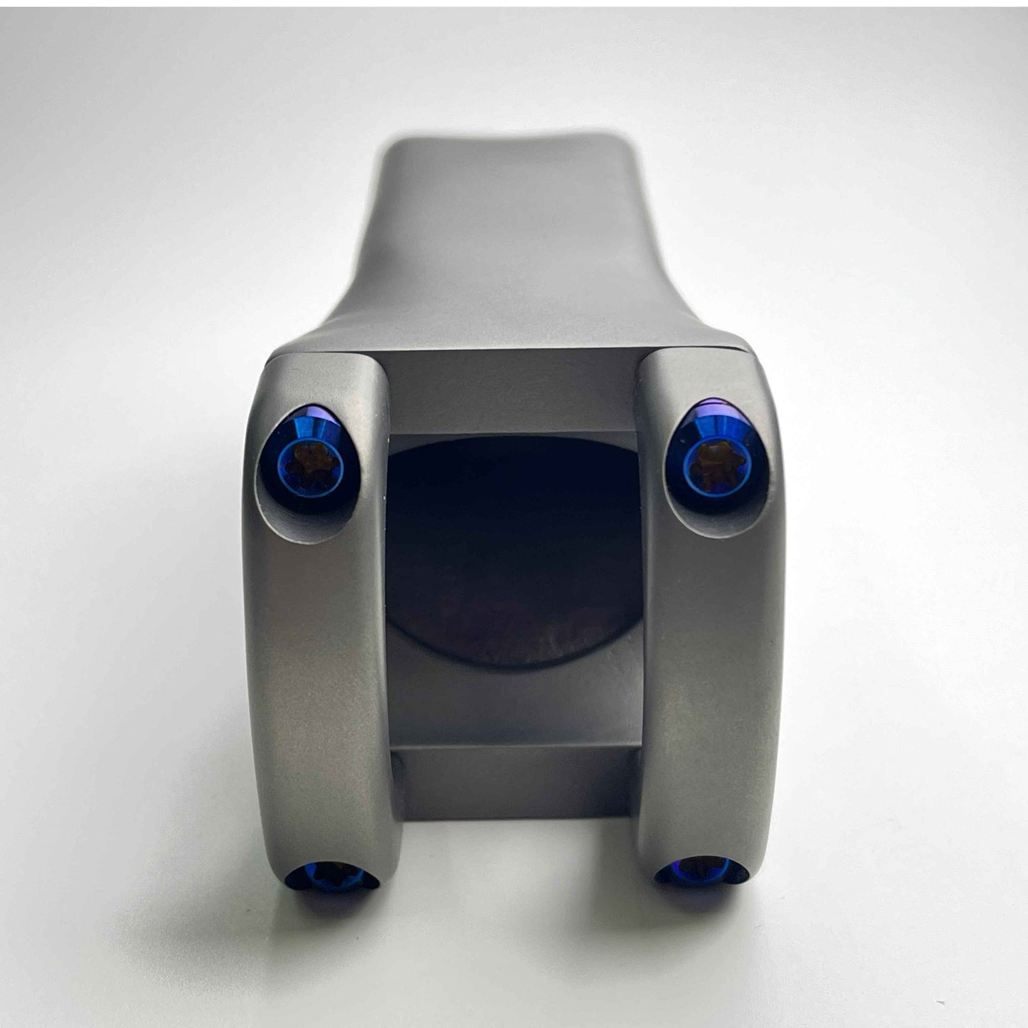 Mesa Laget de Titânio Impressa em 3D | 80-100mm, -7° | Inclui Tampa, Gaxeta e Parafusos de Titânio