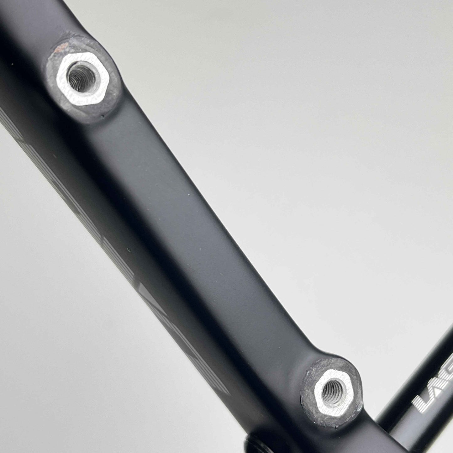 Cuadro Laget G1 de titanio para Gravel | 1600g (S) | 700c/650b | Bikepacking y cicloturismo