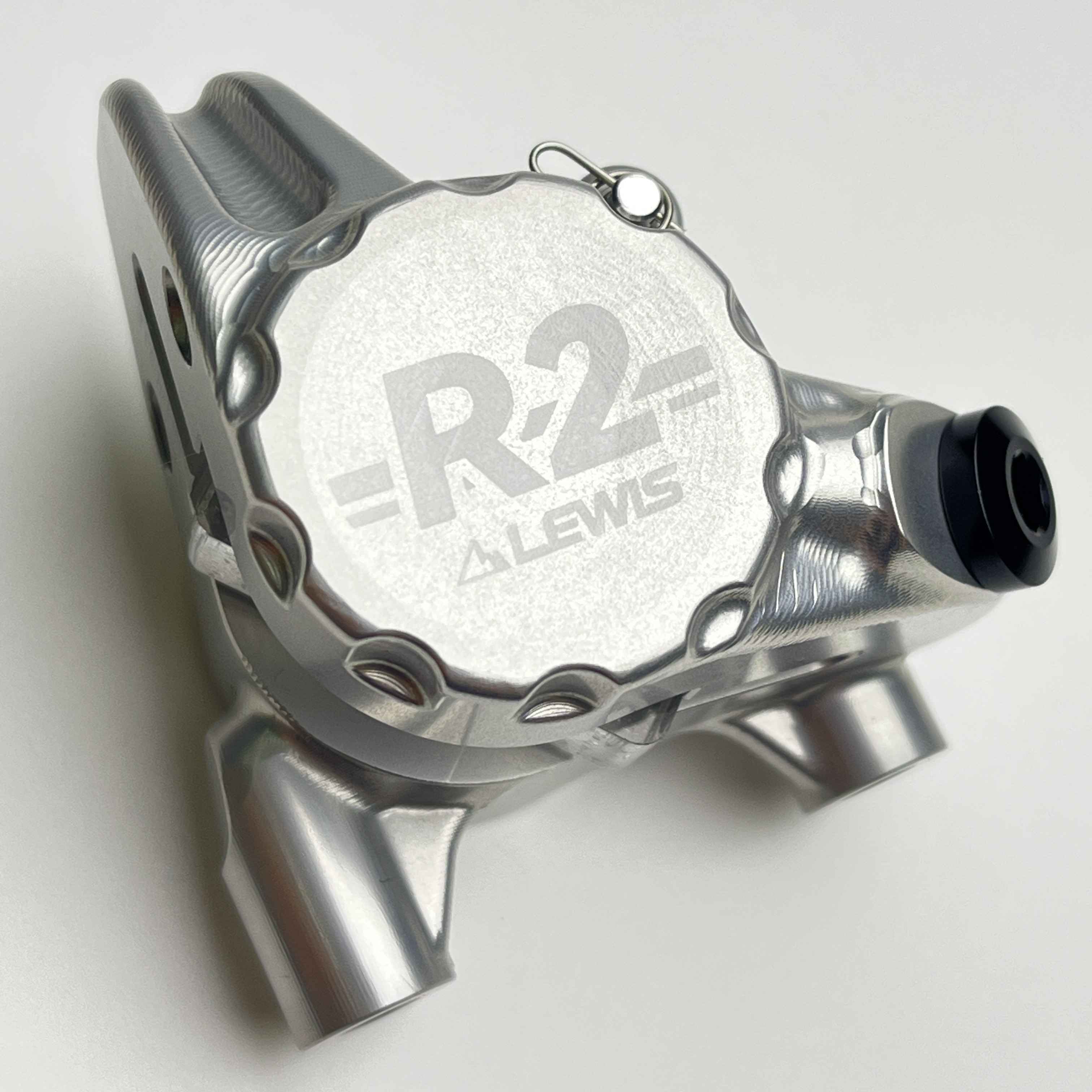 新品 ウカイ26 1 3/8WO鉄リム ロッドブレーキ、キャリパーブレーキ兼用 Lewis R2 (2026) 63g 超軽量 Flat Mount モノブロックブレーキ