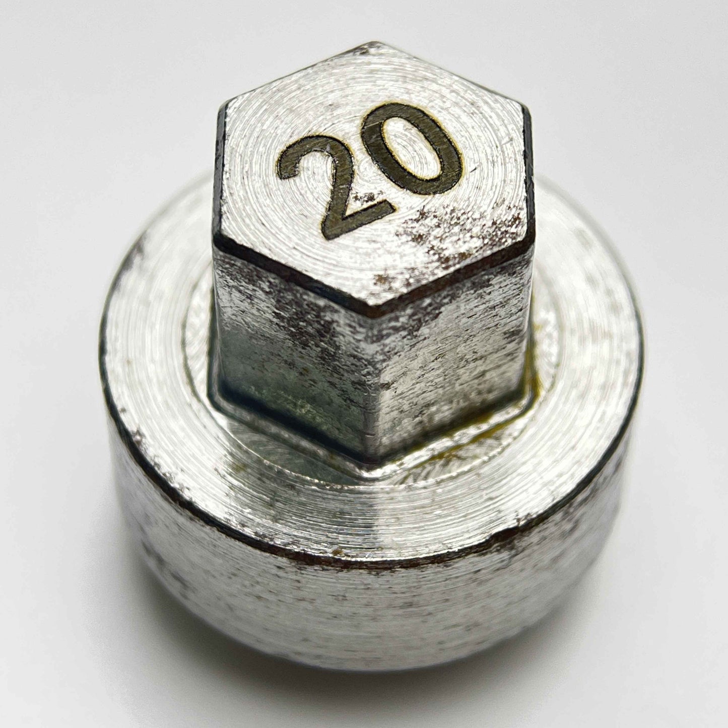 Lewis R2 (2026) 63g ultralehký brzdový třmen Monoblock Flat Mount