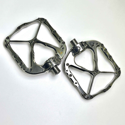 Pedais Planos Lewis Titanium (Em breve!)