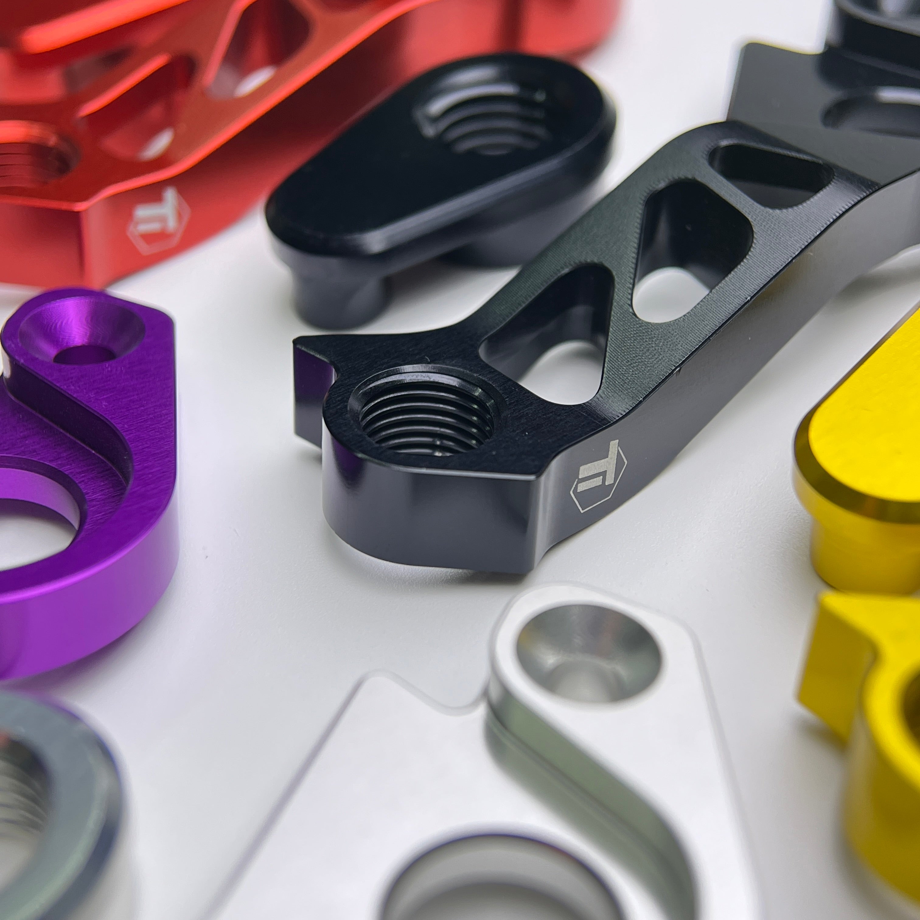 ダイレクトマウントハンガー – Ti-Parts Titanium