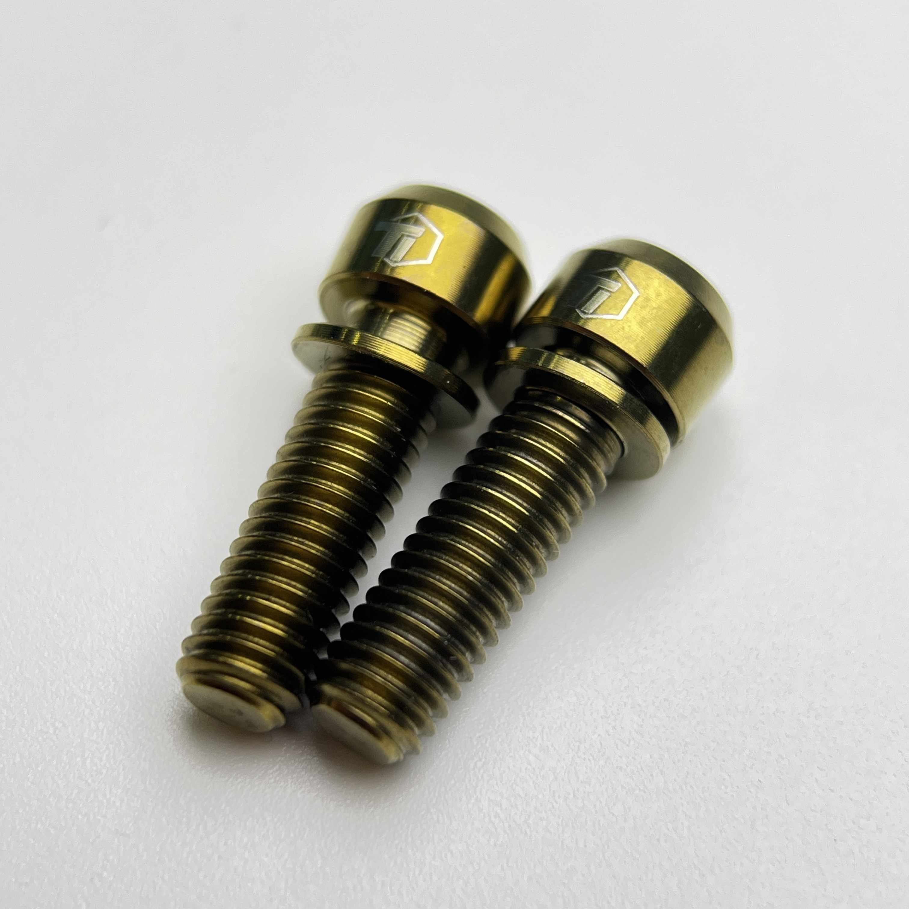 ナローヘッドチタンステムボルト | Ti-Parts M5x16 M5x18 M5x20 エアロ