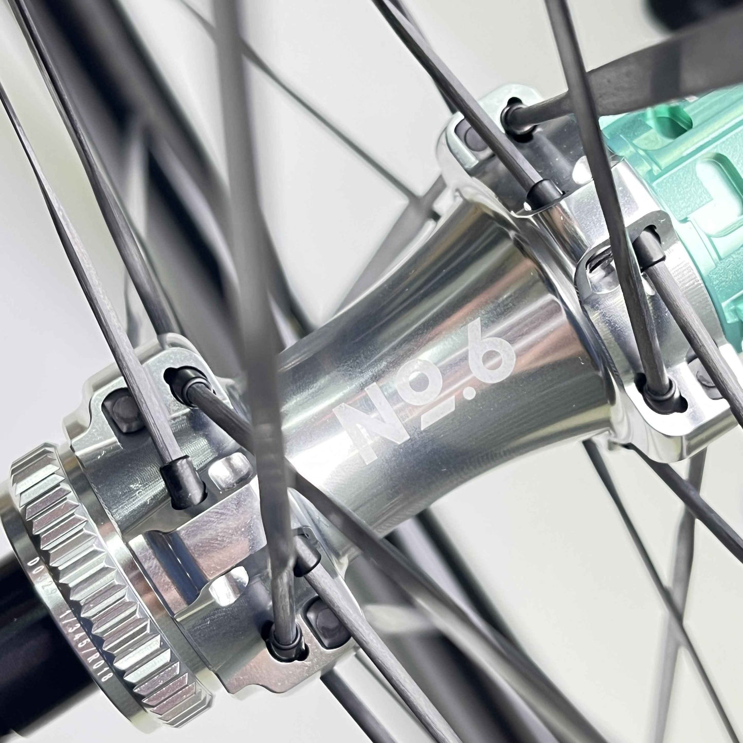 No.6 G45R Superlight Aero Gravel Hjulset - 1195g, 45mm | No6, Tripeak Ceramic, 40-50c