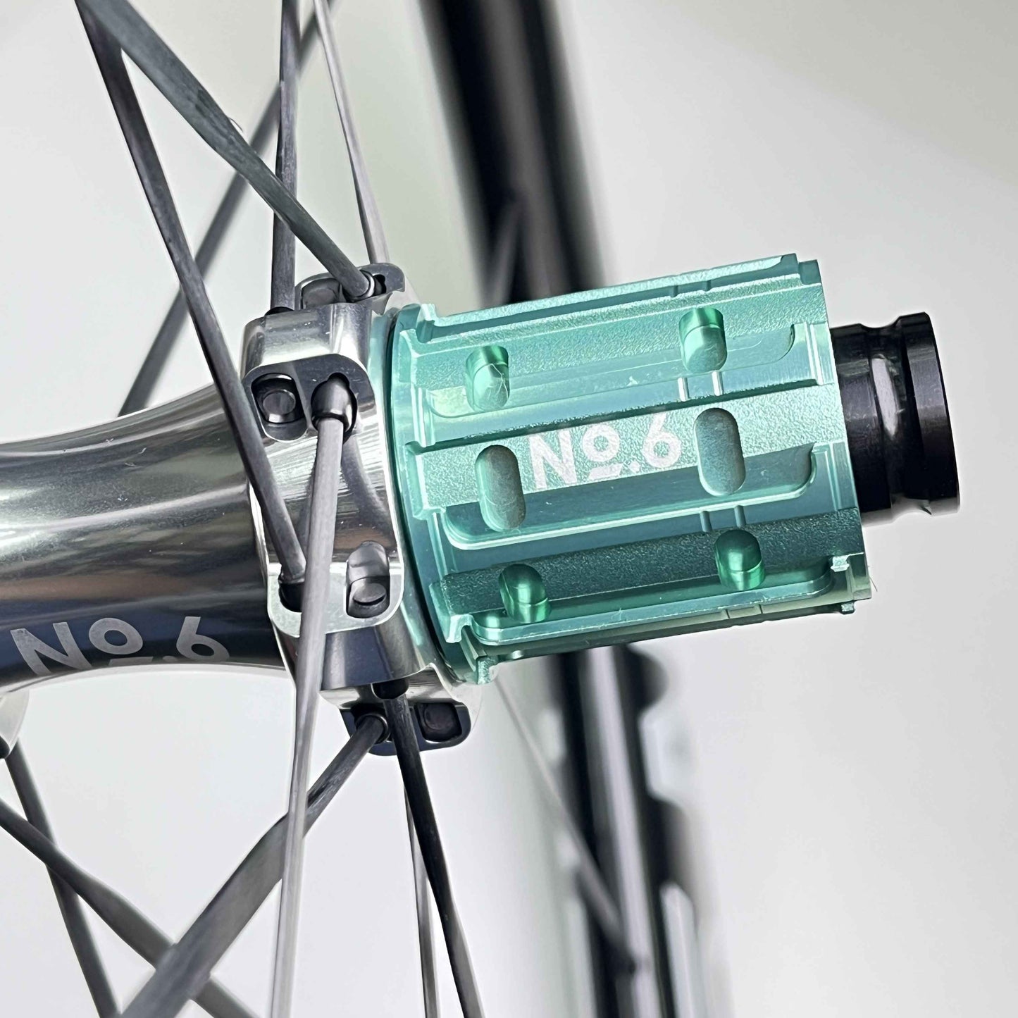 No.6 G45R Superlight Aero Gravel Hjulset - 1195g, 45mm | No6, Tripeak Ceramic, 40-50c