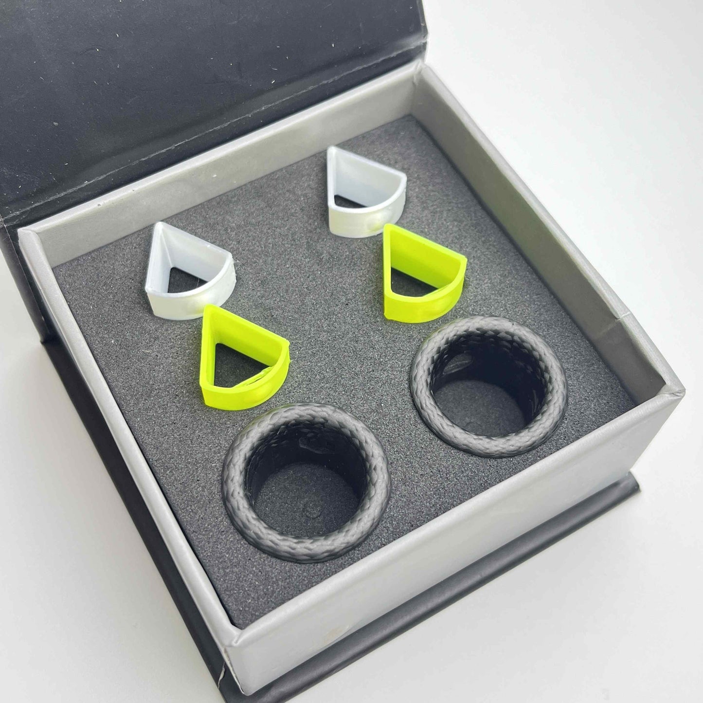 Overfast Carbon Bar End Plugs | From 1.8g/set | 1K Carbon | Colnago & Triangular Inserts