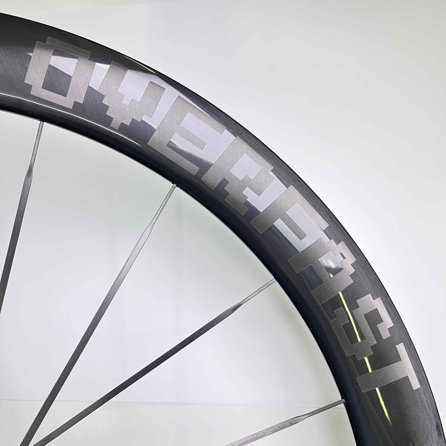 Paire de roues OVERFAST 50mm Ultralight Carbon Disc | SEULEMENT 1005g, Rayons en Carbone