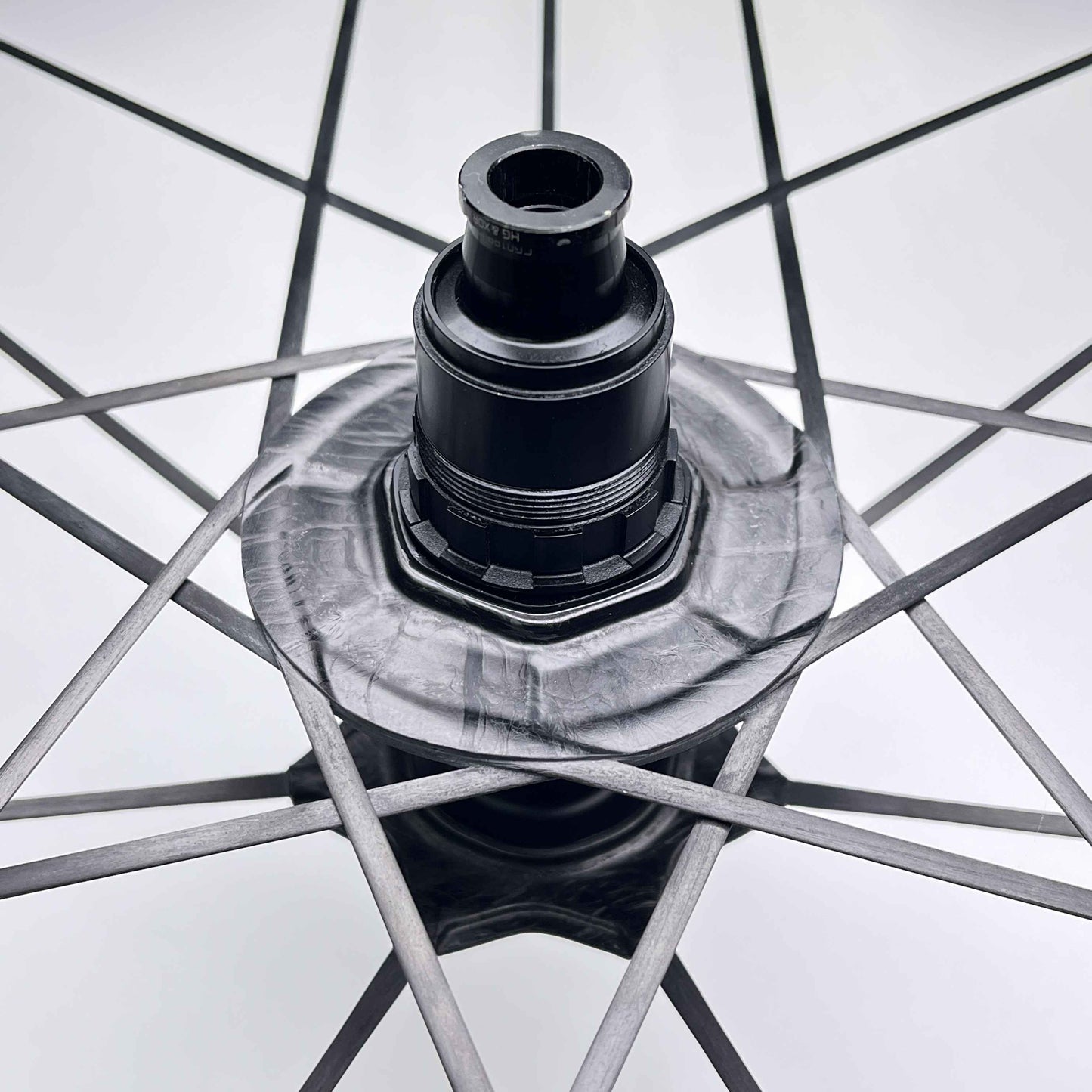 Pertual SHARP ADV landsvägshjulset | 1245 g, 47/53 och 52/58 mm, CeramicSpeed-lager, integrerade kolfiberekrar