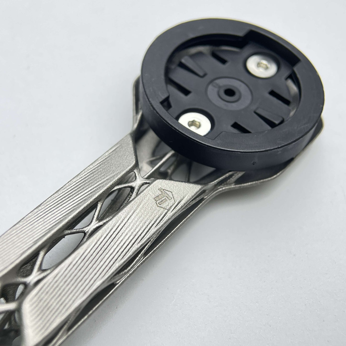 Suporte para ciclocomputador Pinarello MOST Talon em titânio - Série Club