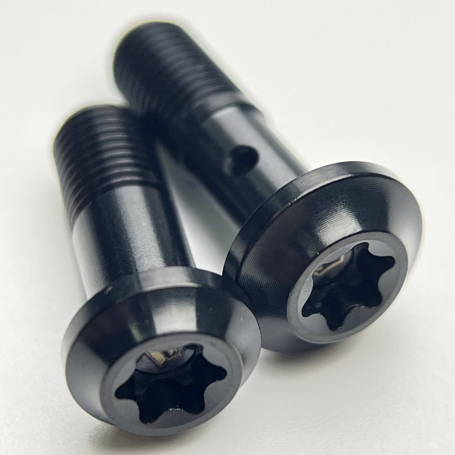 Bromsoksfästbult i titan för Shimano Dura-Ace R9170 11-växlad