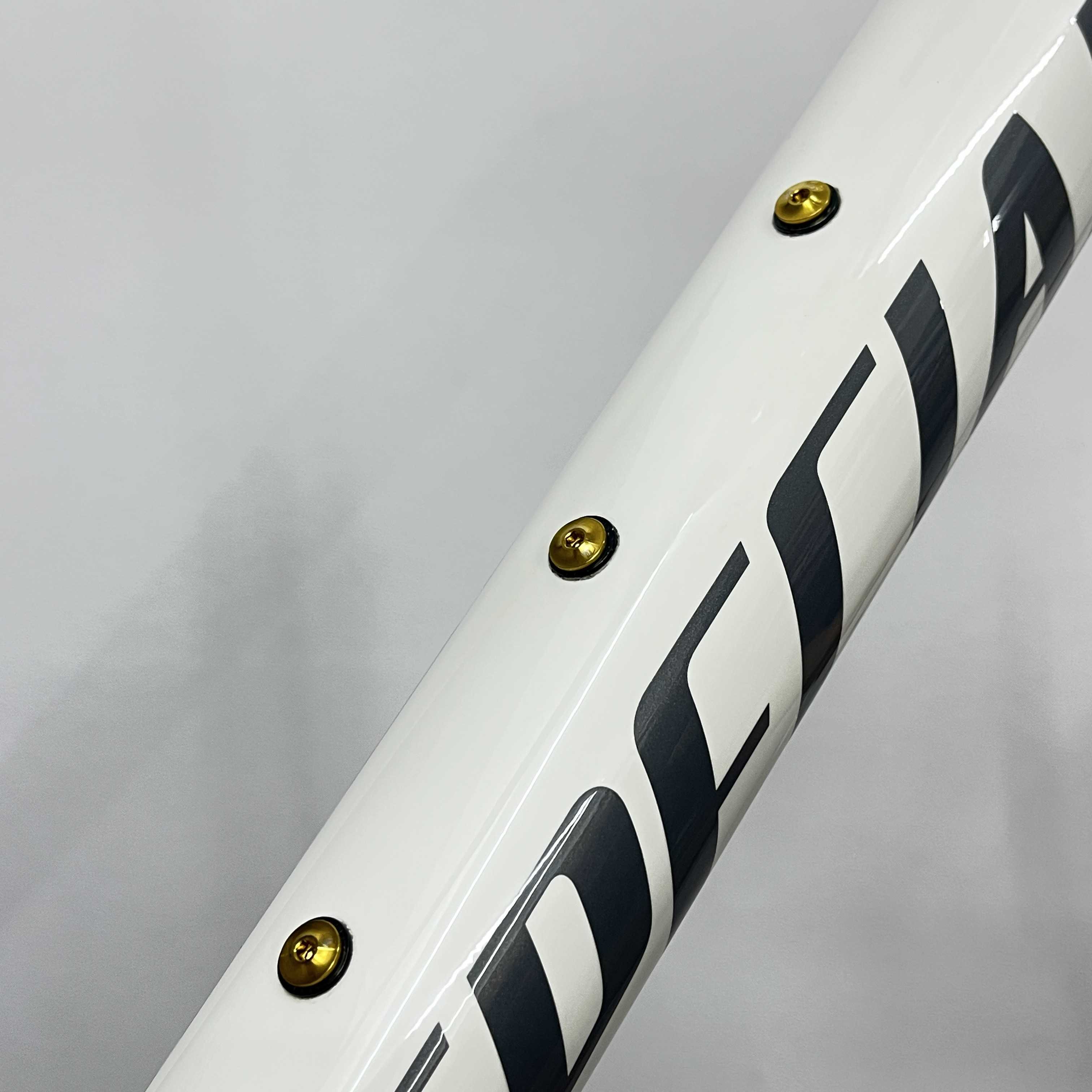 Specialized Tarmac SL8用チタンアップグレードキット | Ti-Parts – Ti