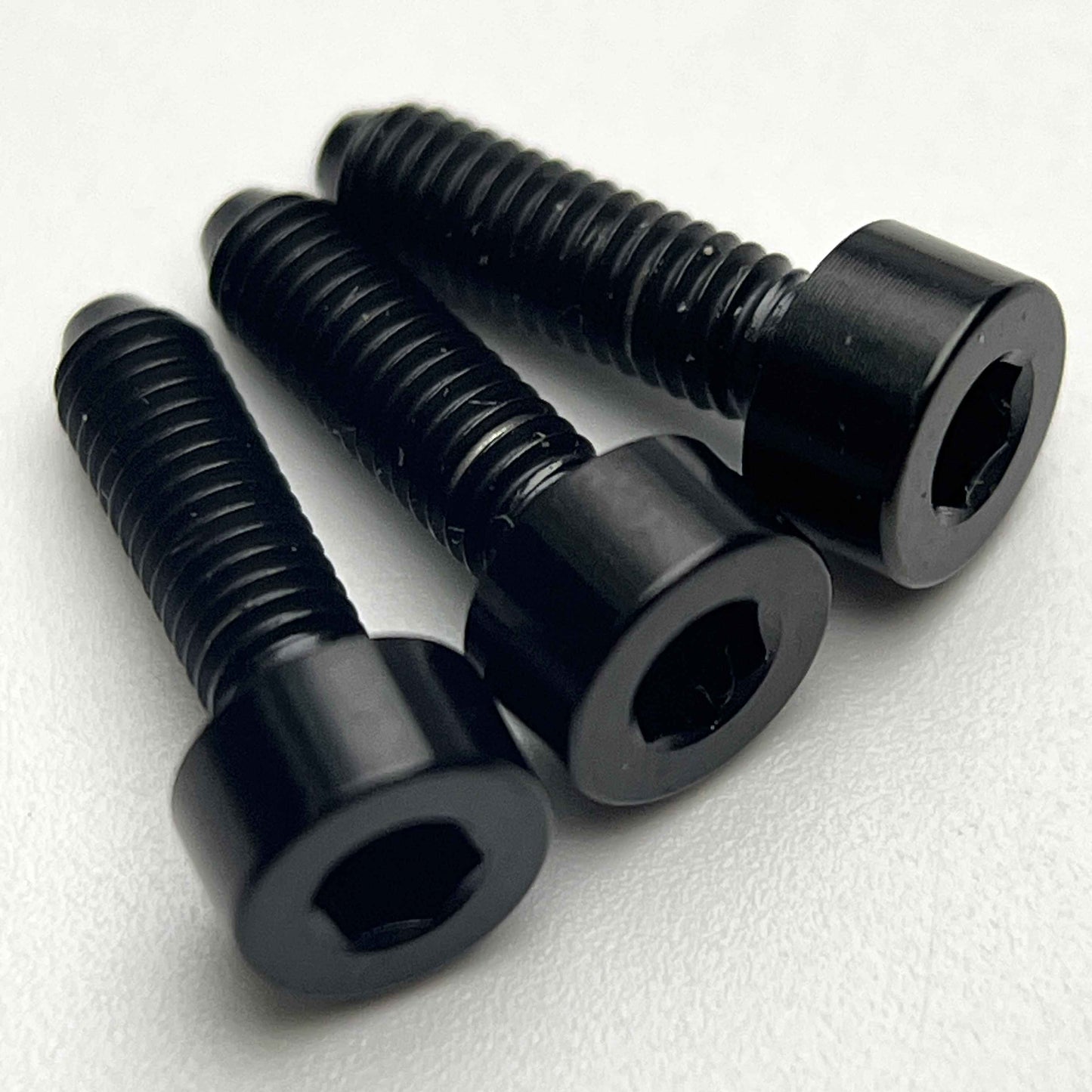 SRAM S900 Aero HRD Titanium Reservoir Bolt | Triathlon, TT