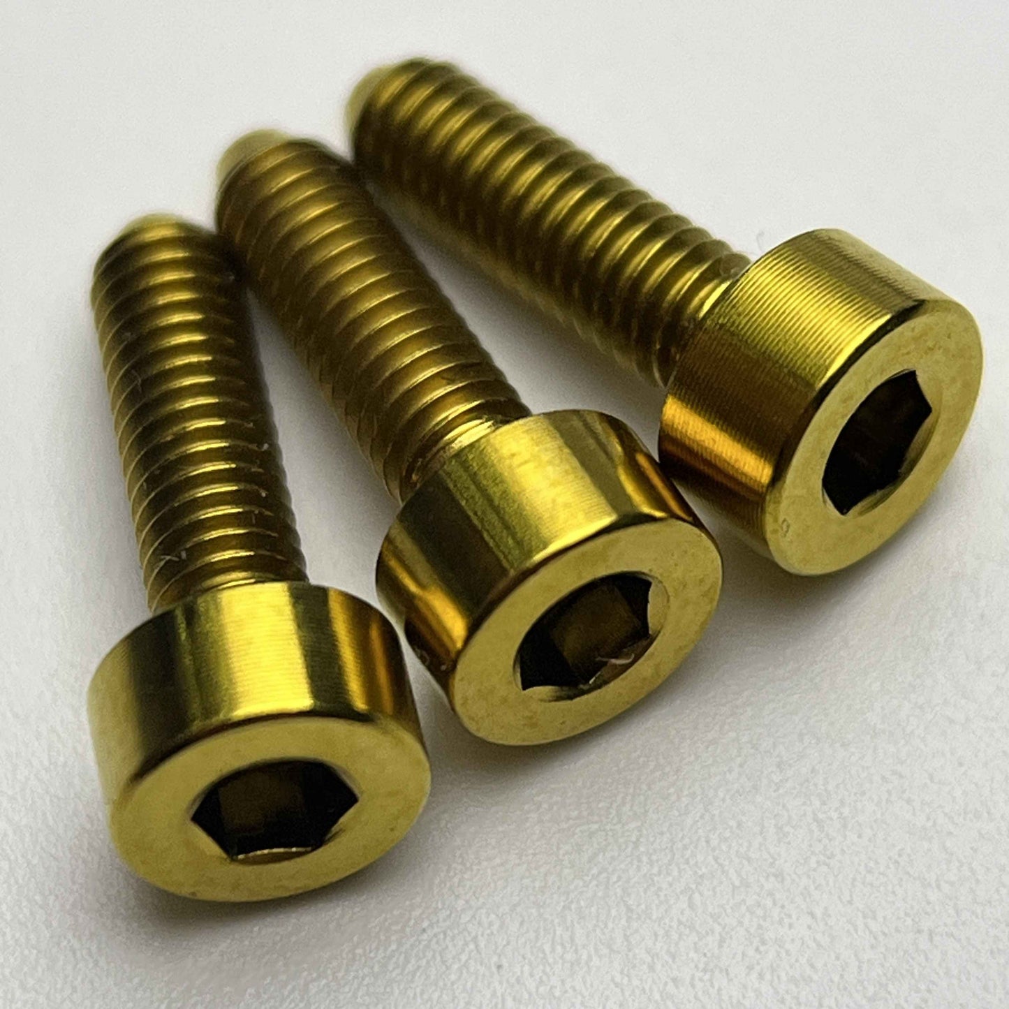 SRAM S900 Aero HRD Titanium Reservoir Bolt | Triathlon, TT