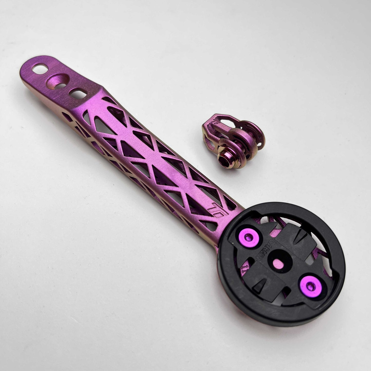 ขาตั้งคอมพิวเตอร์แบบ 3D พิมพ์ลาย 3 มิติ ไทเทเนียม พร้อมแฮนด์จับ Seka Exceed/Rapier ในตัว | Garmin Wahoo Bryton