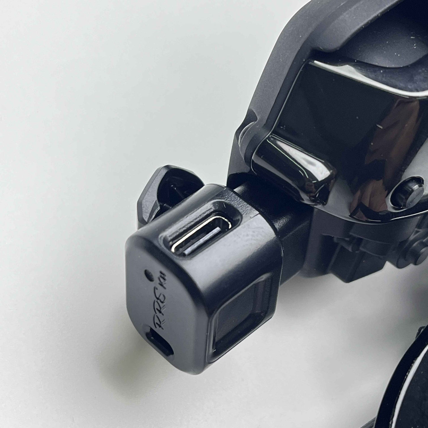 Shimano Di2 to USB-C Adapter