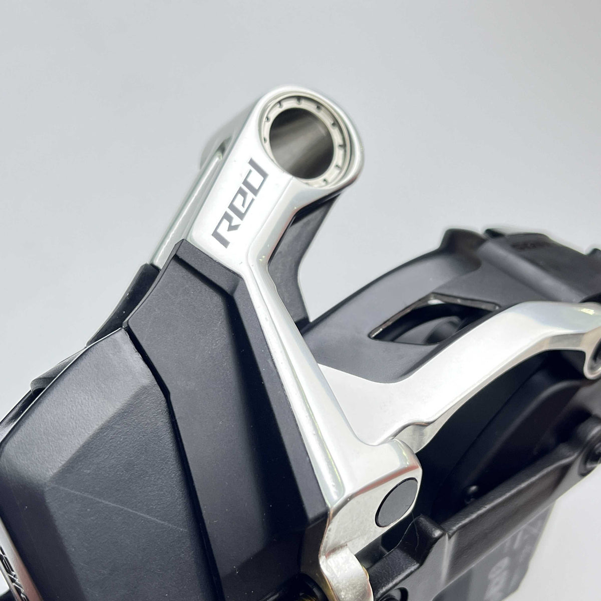 Ti2 Rear Ti-Master 1.57g Titanium Rear Derailleur Pivot Axle for Shimano Dura ...