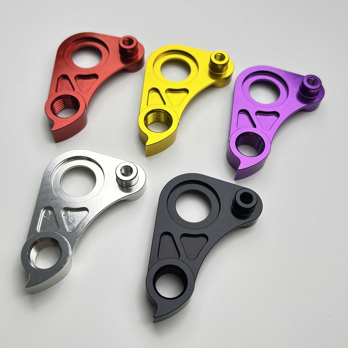 Pinarello 直裝式後變速器吊耳 | Shimano