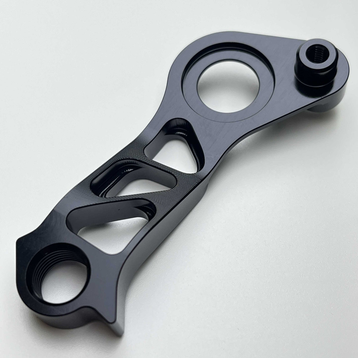 Pinarello 直裝式後變速器吊耳 | Shimano