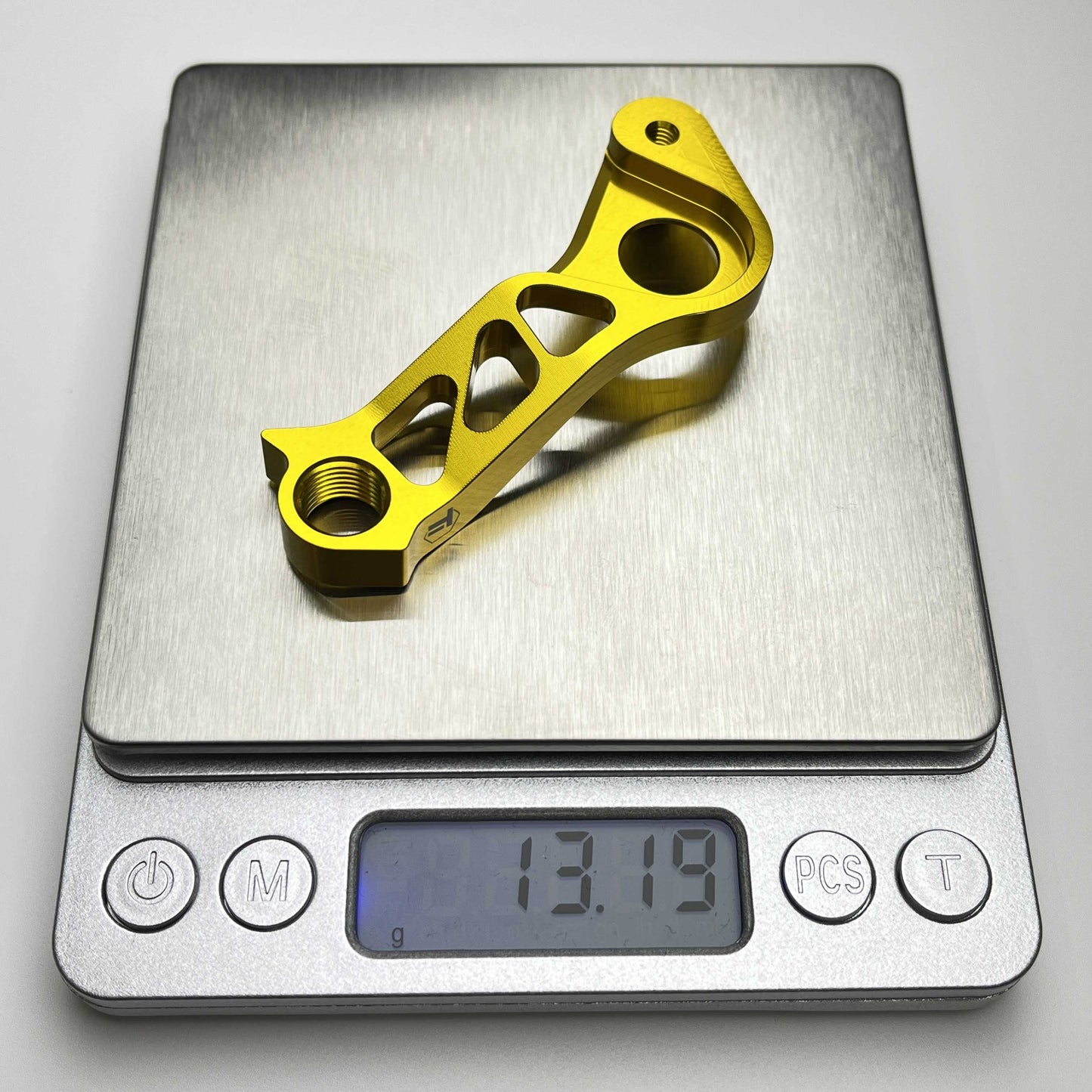 Pinarello 直裝式後變速器吊耳 | Shimano