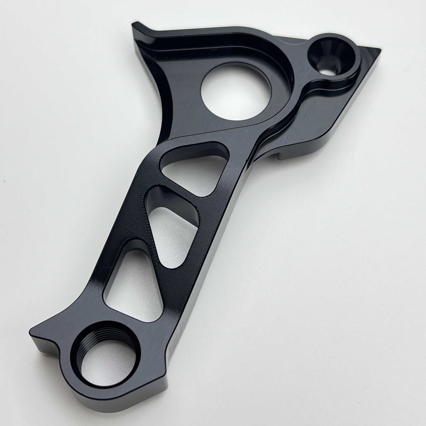 Pinarello 直裝式後變速器吊耳 | Shimano