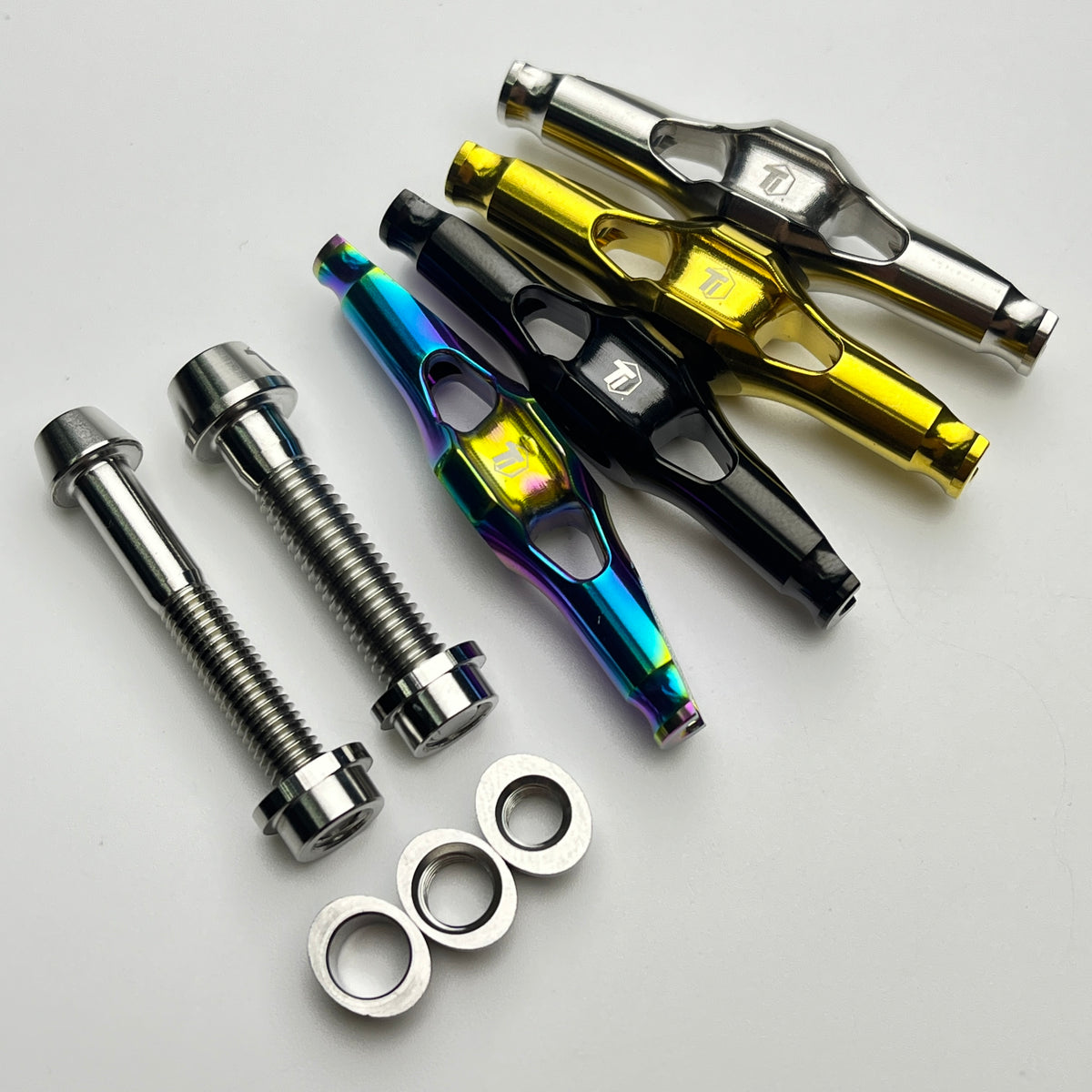 TiParts Titanium Abrazadera de sillín universal | Yugo CNC con tuerca y orificio pasante M5 M6