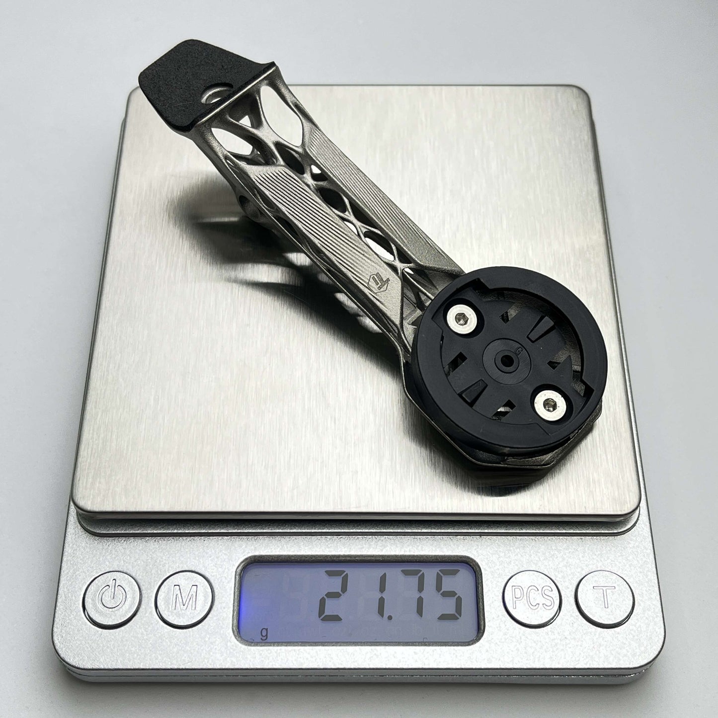 ขาตั้งคอมพิวเตอร์จักรยาน Trek Madone Gen 8 Titanium - Club Series | Trek Aero RSL Road