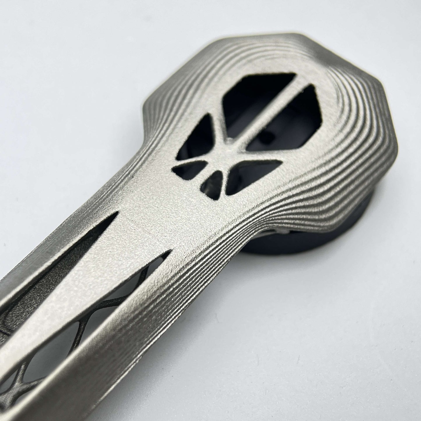 Универсальное крепление для велокомпьютера на руль из титана – серия Club