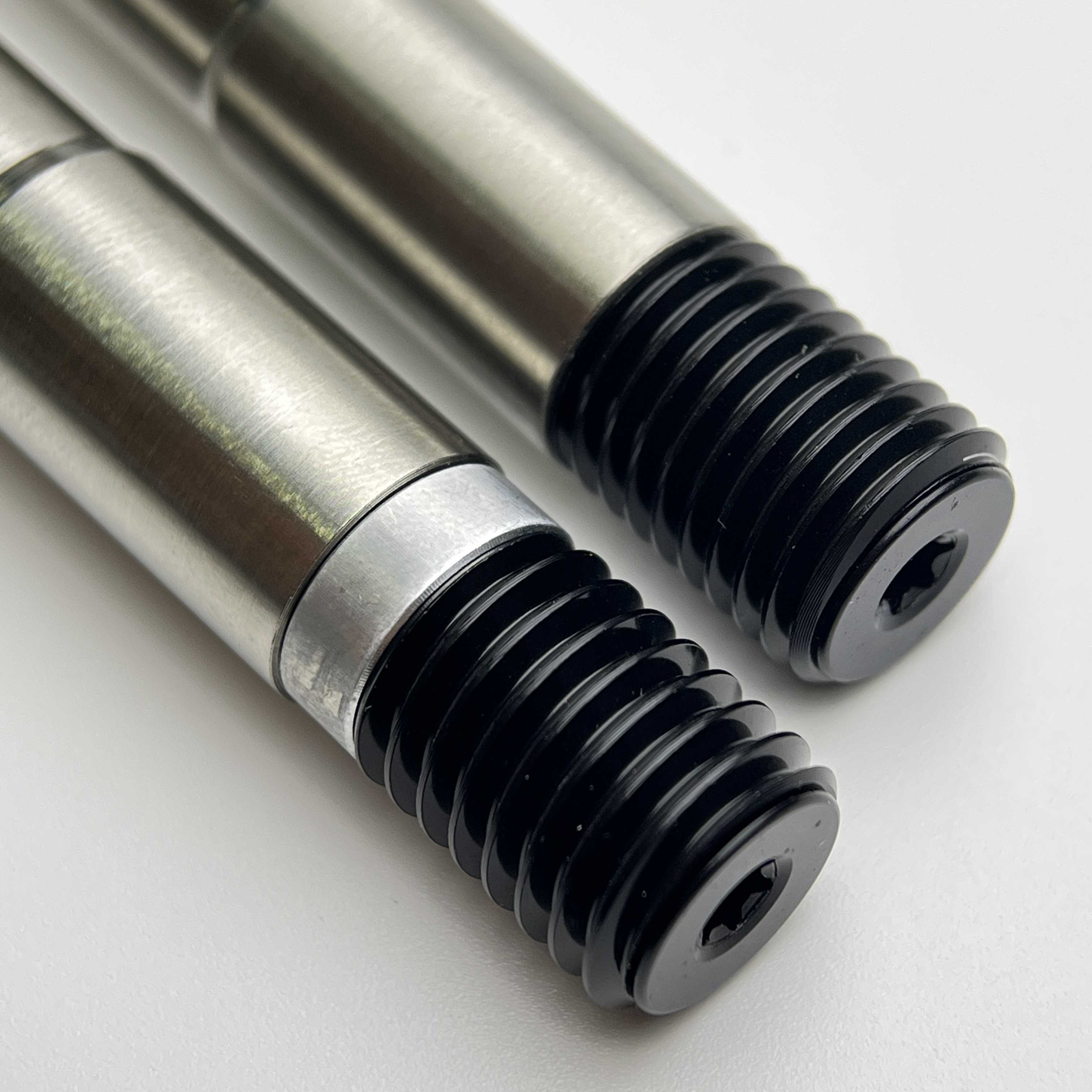 ロードディスクブレーキバイク用隠しレバーチタンスルーアクスル