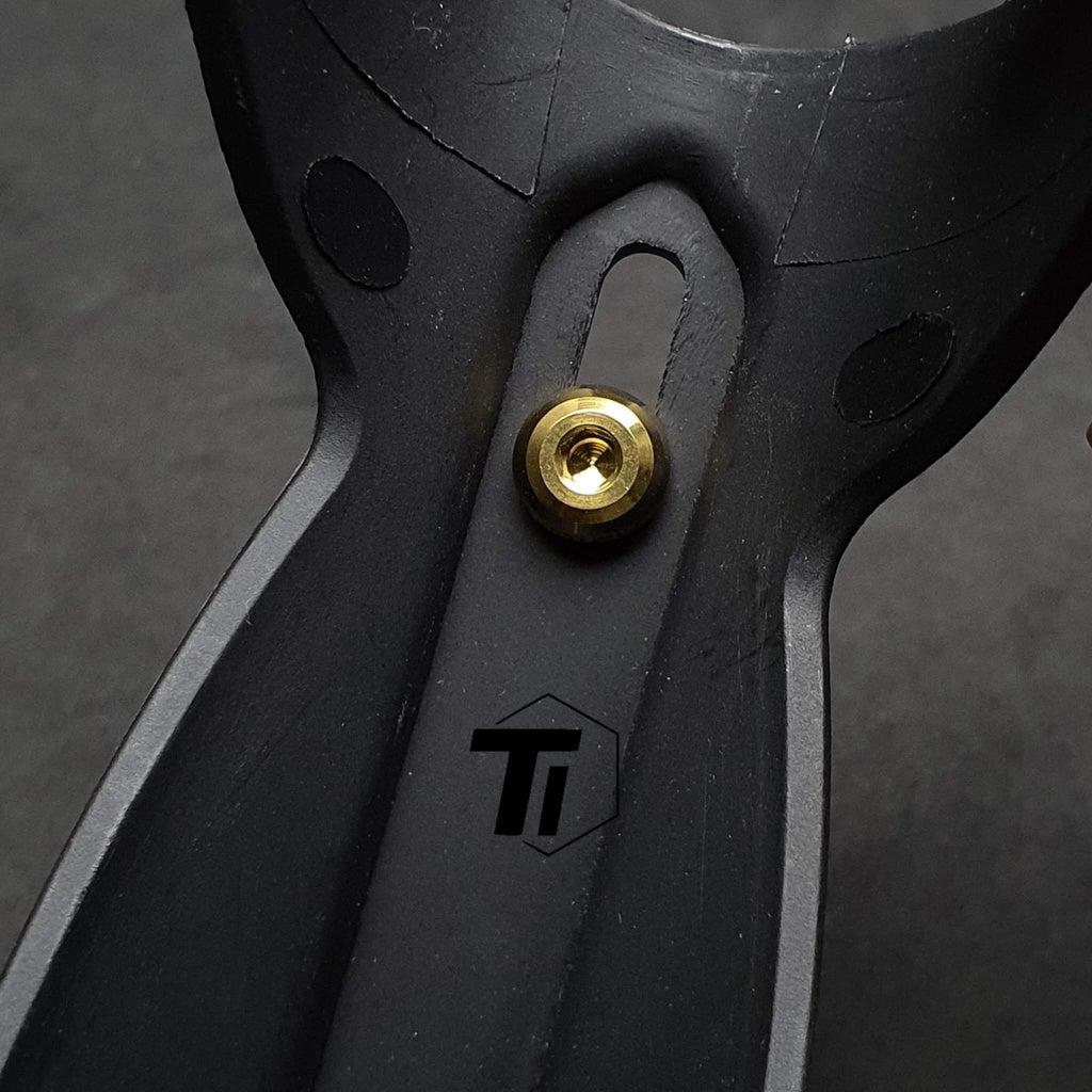 Tornillo de titanio para portabidón Elite Aero kit Crono CX | Tornillo Bidon Titanio Grado 5 Singapur