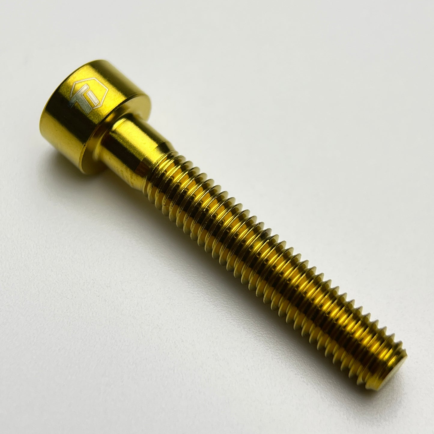 طقم ترقية براغي التيتانيوم من Giant TCR Advanced Disc 2021/2022