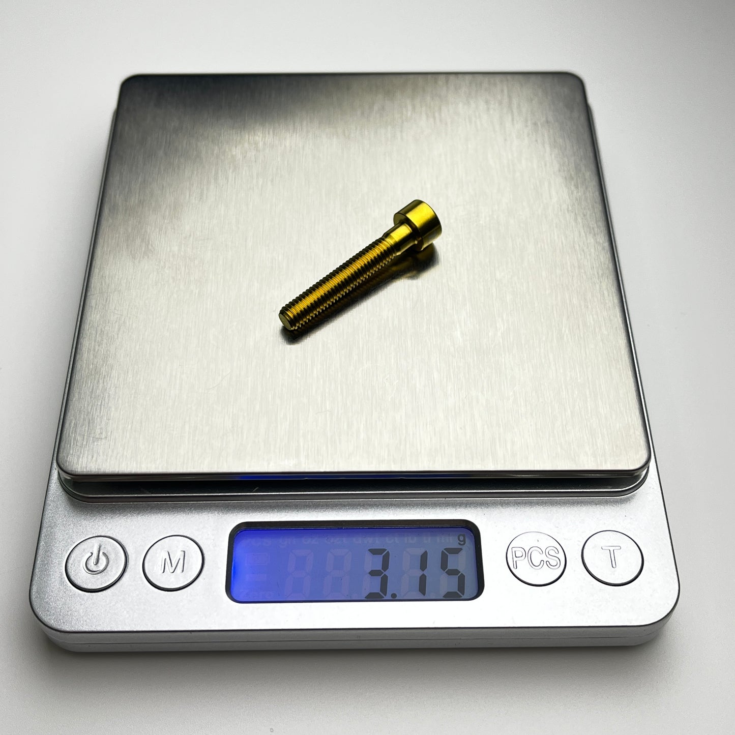 طقم ترقية براغي التيتانيوم من Giant TCR Advanced Disc 2021/2022