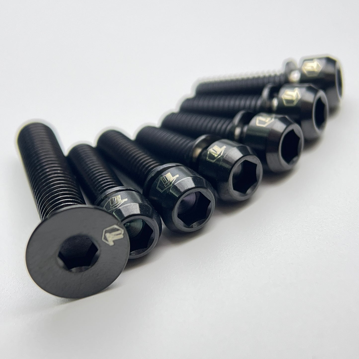 مسمار تيتانيوم لطائرة جاينت بروبل ٢٠٢٣ | طقم ترقية متقدم برو إس إل إس إل آر آي إس بي | الدرجة الخامسة، سنغافورة