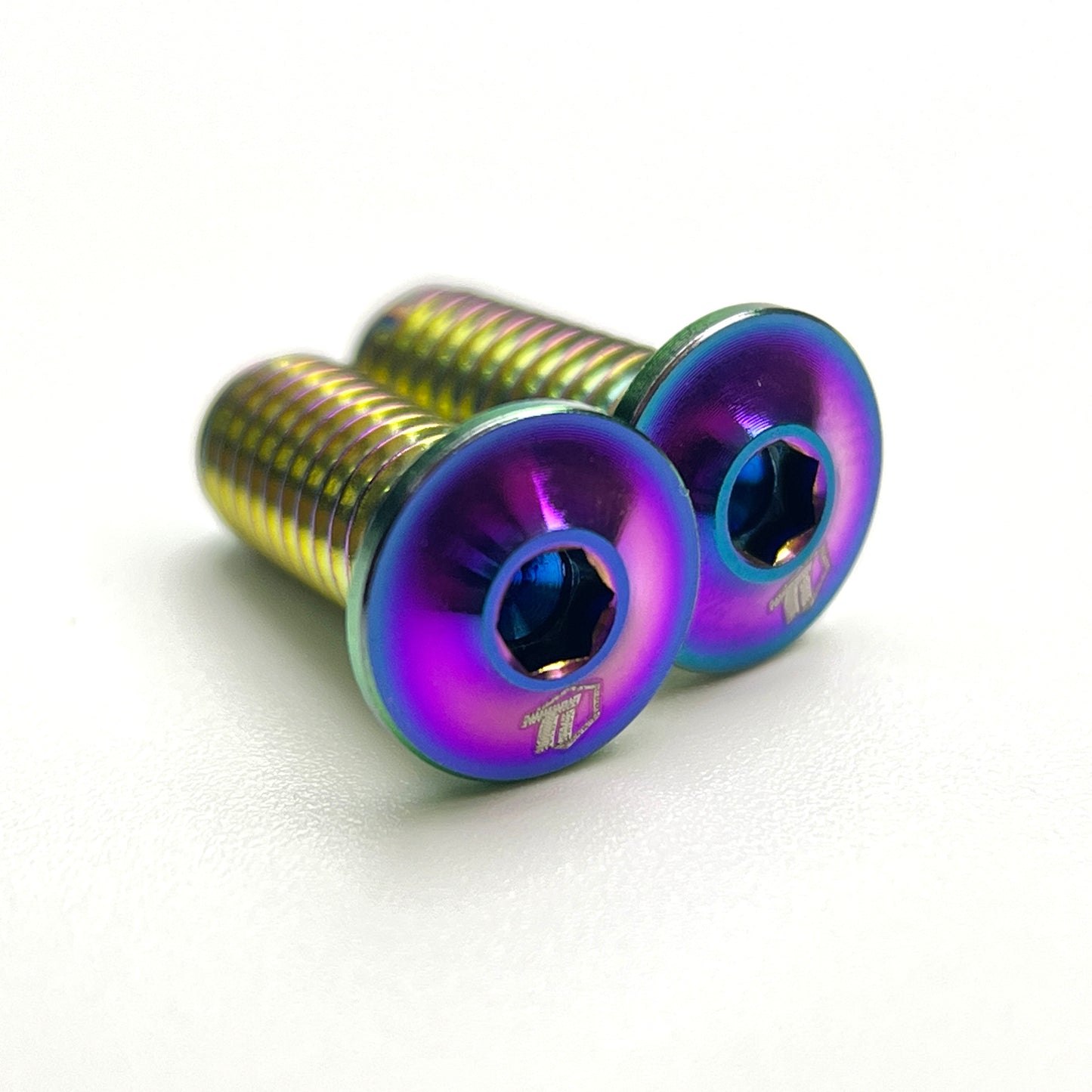 طقم ترقية براغي التيتانيوم من Giant TCR Advanced Disc 2021/2022