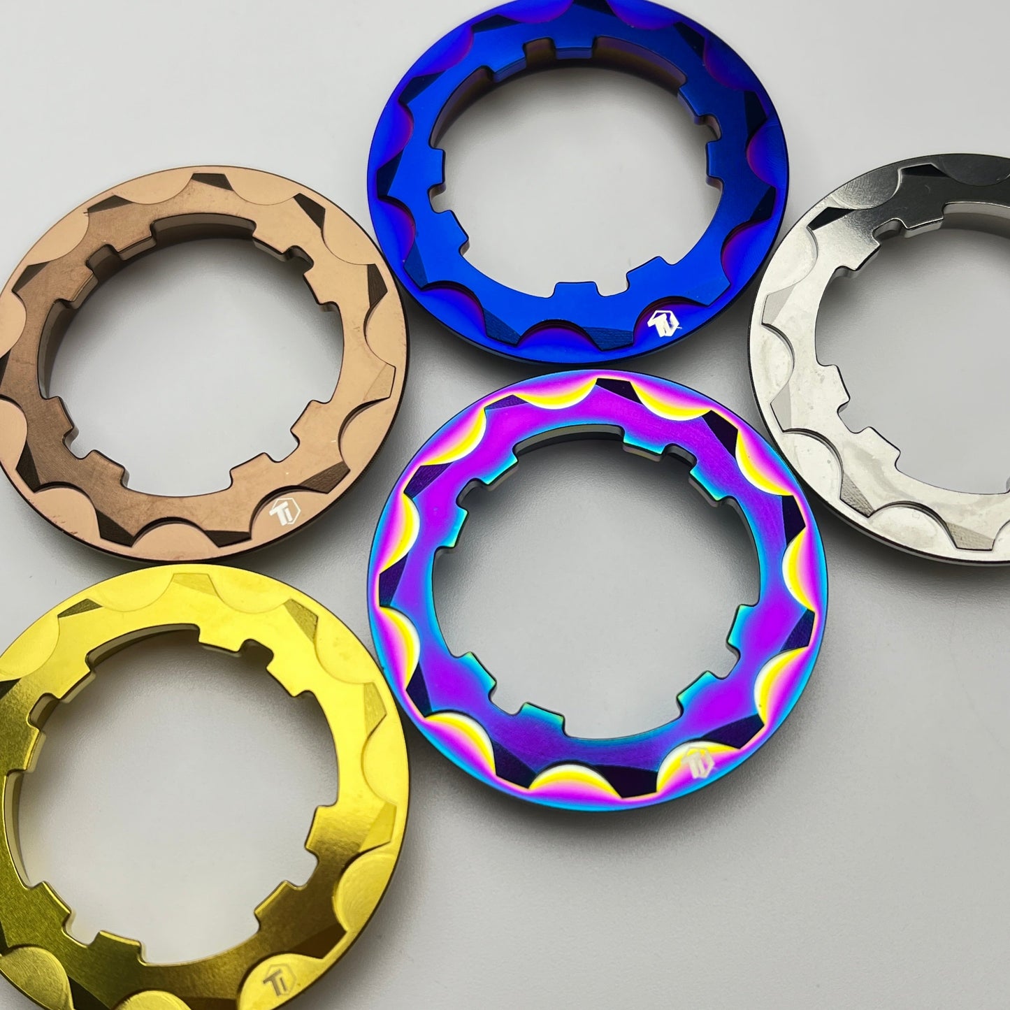 แหวนล็อคตลับเฟืองไททาเนียม 4.96 กรัม | Shimano HG+ / Hyperglide / 11 และ 12 สปีด