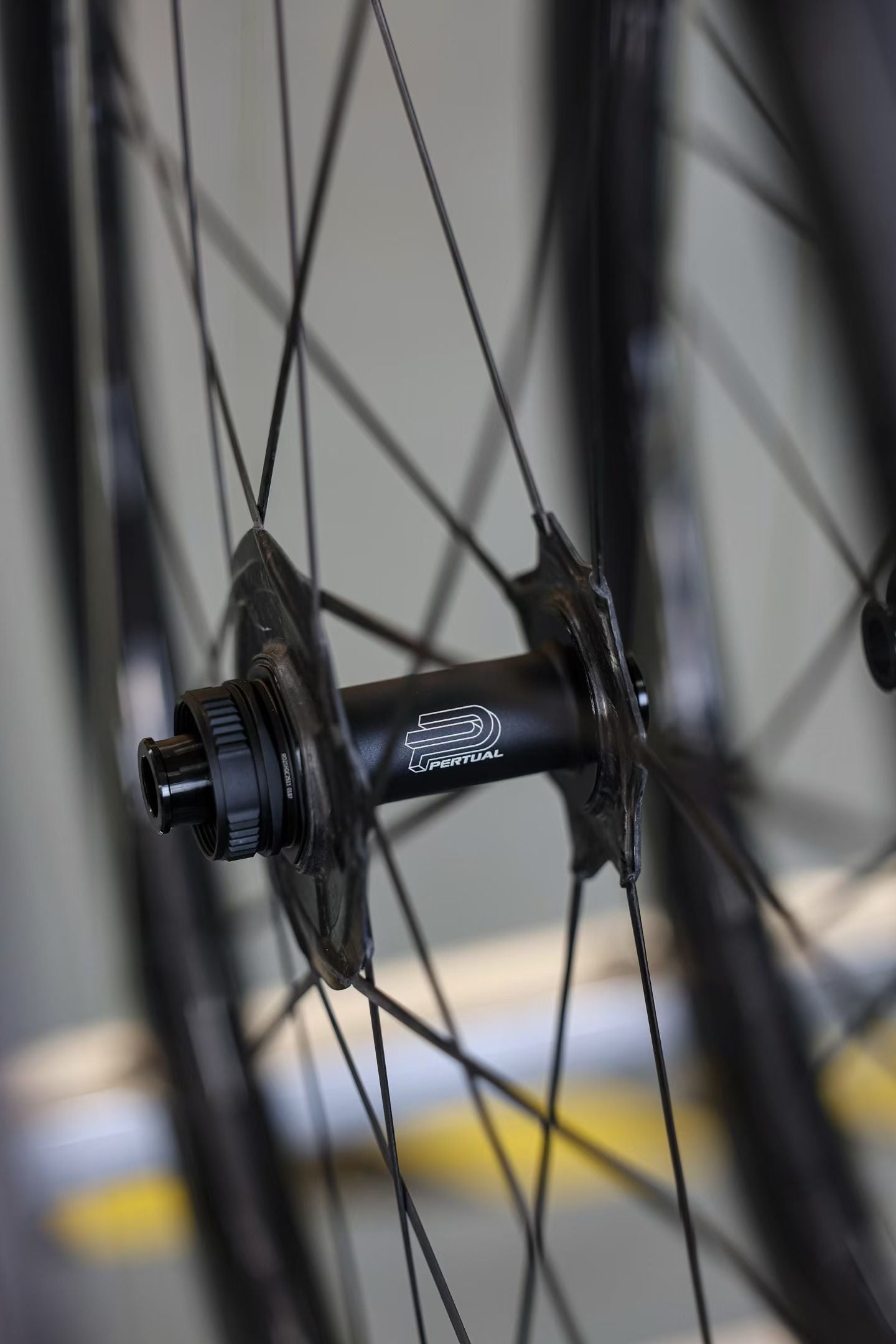 طقم عجلات طريق بيرتوال شارب ADV 47/58 قرص (محور شيمانو / XDR الحر)