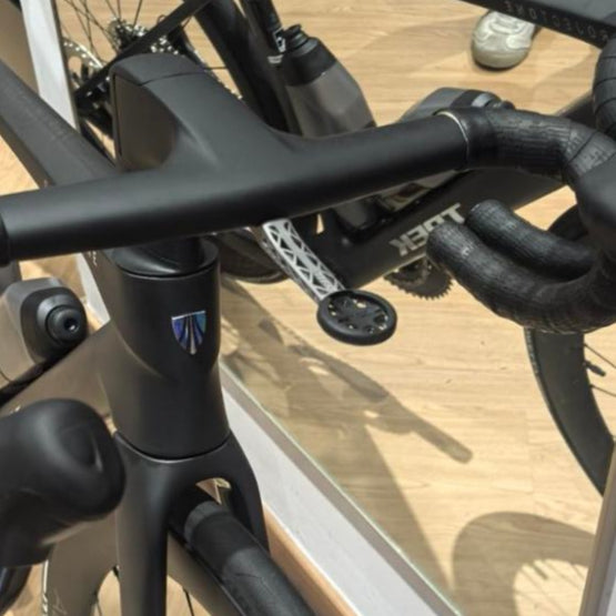 ขาจับคอมพิวเตอร์ Trek Madone Gen8 2024 ไททาเนียม 3D Print | ขาจับไฟ GoPro สำหรับ Garmin 1050 Wahoo