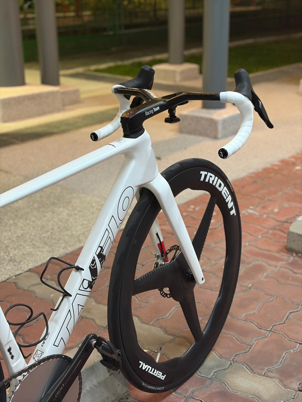TAVELO RISE 整合式空力車把 | 20mm 上揚把型 | 終身保固